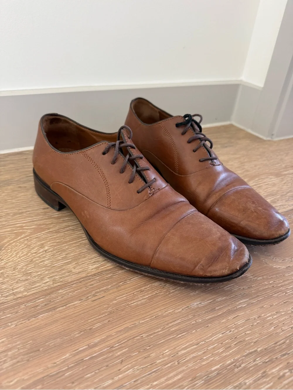 Johnston & Murphy Tan Leather Cap-Toe Oxfords
